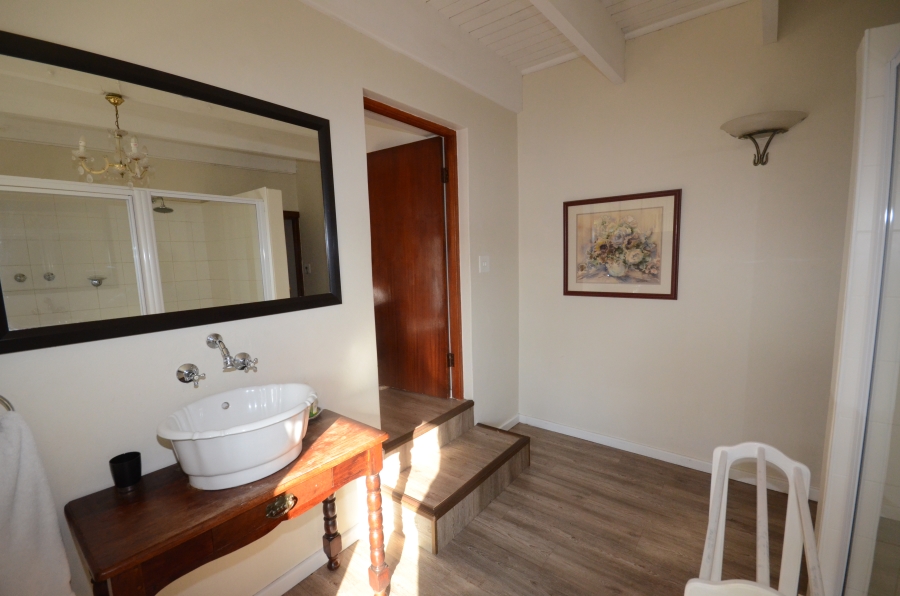 5 Bedroom Property for Sale in Blue Bend Eastern Cape